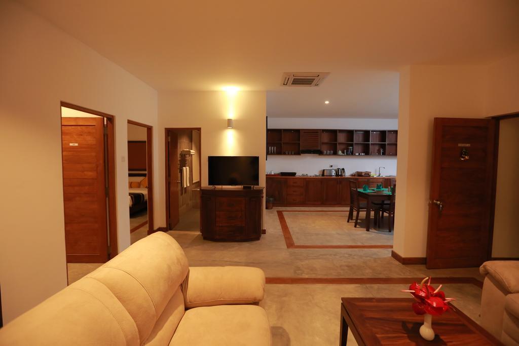 Refresh Hotel Hikkaduwa Δωμάτιο φωτογραφία