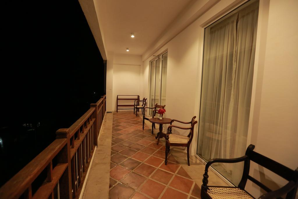 Refresh Hotel Hikkaduwa Εξωτερικό φωτογραφία