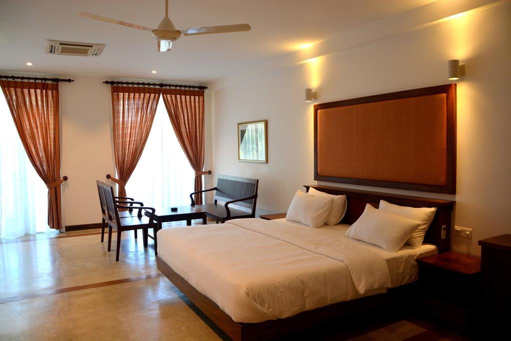 Refresh Hotel Hikkaduwa Δωμάτιο φωτογραφία