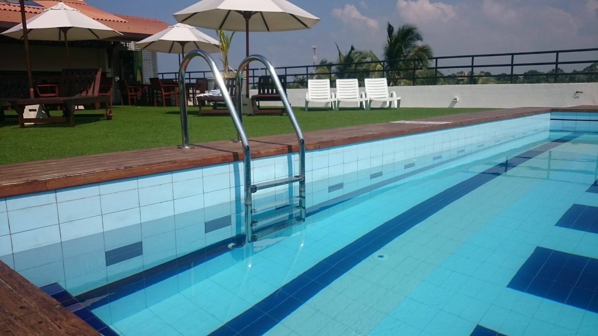 Refresh Hotel Hikkaduwa Εξωτερικό φωτογραφία
