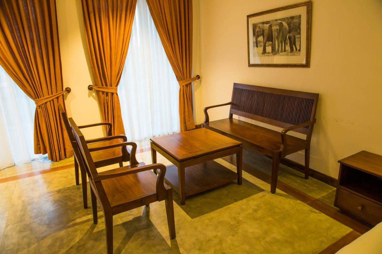 Refresh Hotel Hikkaduwa Εξωτερικό φωτογραφία
