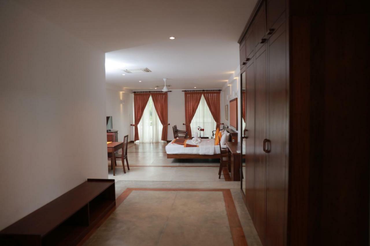 Refresh Hotel Hikkaduwa Εξωτερικό φωτογραφία